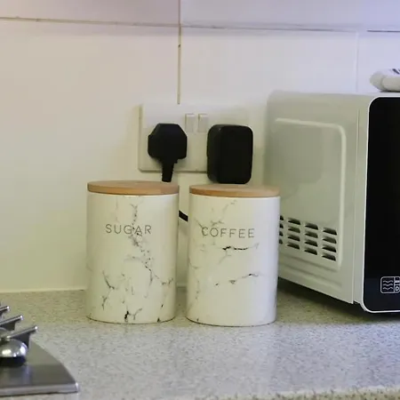 Appartement Entire Family Vacation . Wifi . Free Parking *