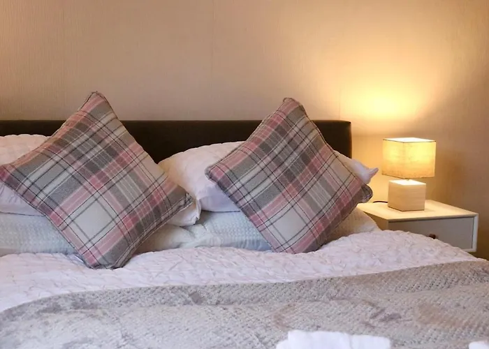 Entire Family Vacation . Wifi . Free Parking * Leeds (West Yorkshire)