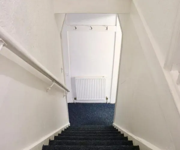 Appartement Entire Family Vacation . Wifi . Free Parking Leeds (West Yorkshire)