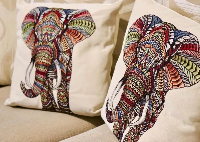 Appartement Entire Family Vacation . Wifi . Free Parking *