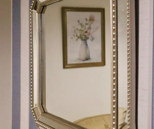 Entire Family Vacation . Wifi . Free Parking