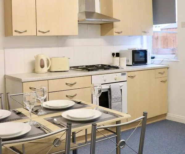 Appartement Entire Family Vacation . Wifi . Free Parking Leeds (West Yorkshire)