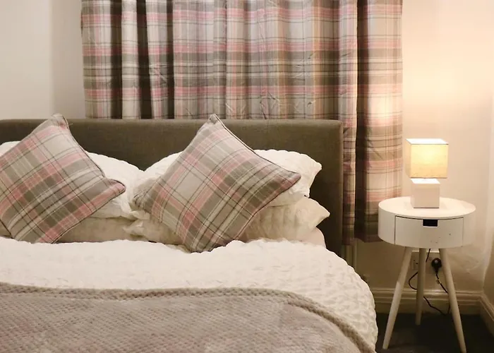 Entire Family Vacation . Wifi . Free Parking