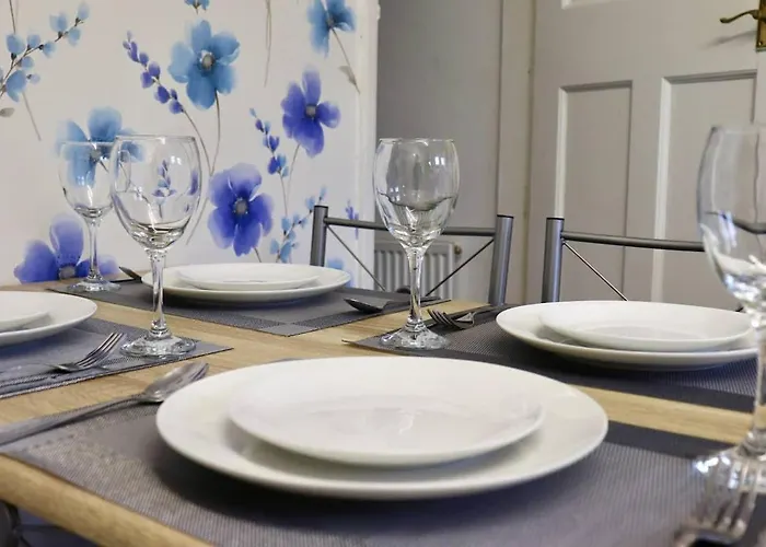 Appartement Entire Family Vacation . Wifi . Free Parking *