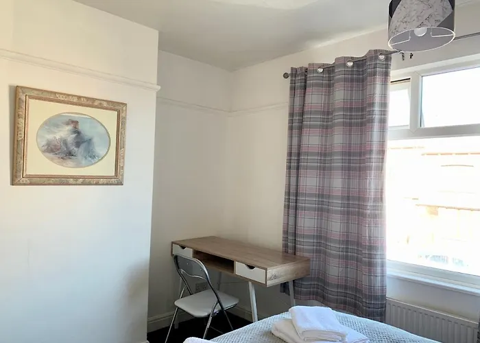 דירה Entire Family Vacation . Wifi . Free Parking